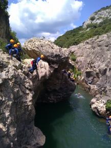 Canyoning dans l'Hérault avec l'office des moniteurs du Languedoc